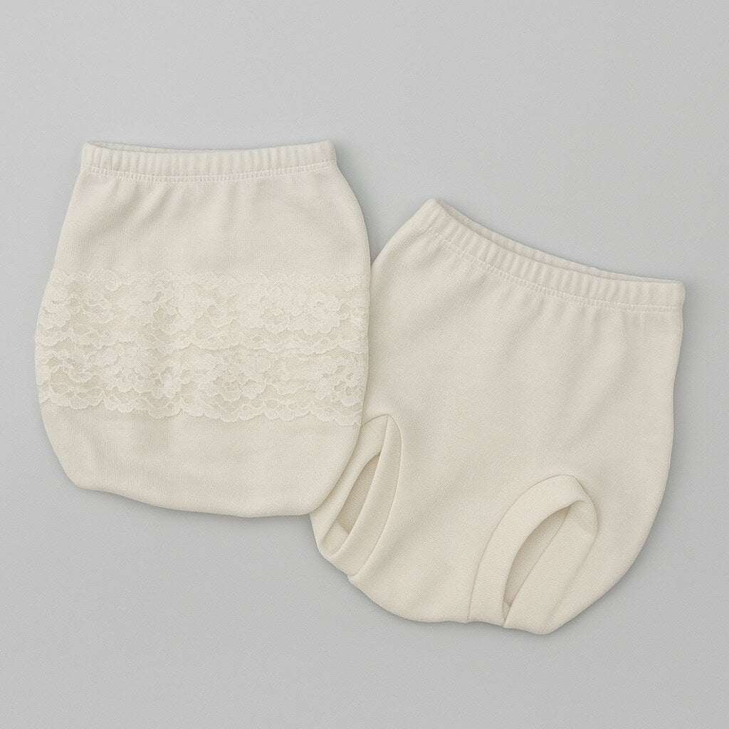 3 culottes en coton et dentelle